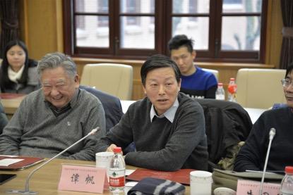 思勉人文高等研究院院长🏄🏿、上海市语文教育基地主任谭帆教授致辞